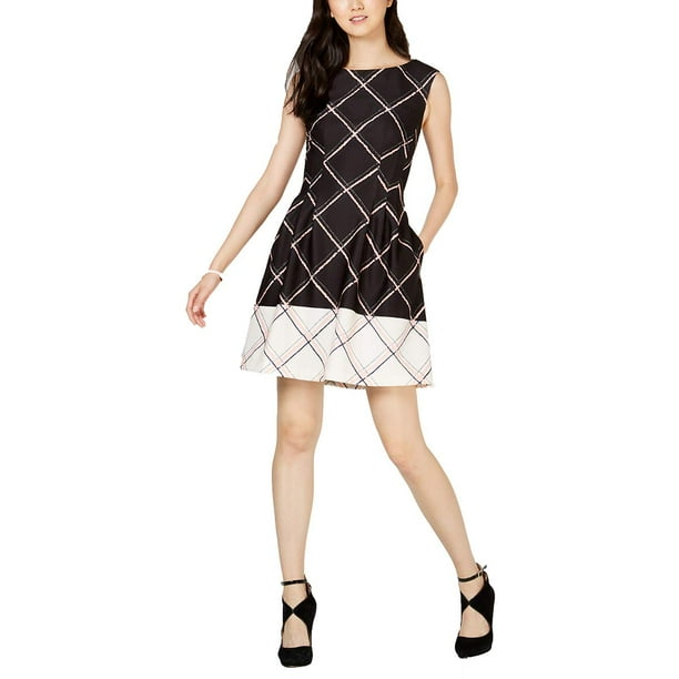 14, Black/White Vince Camuto Women's Floral-Print Fit & Flare Dress 14, Black/White Vince Camuto Women's Floral-Print Fit & Flare Dress